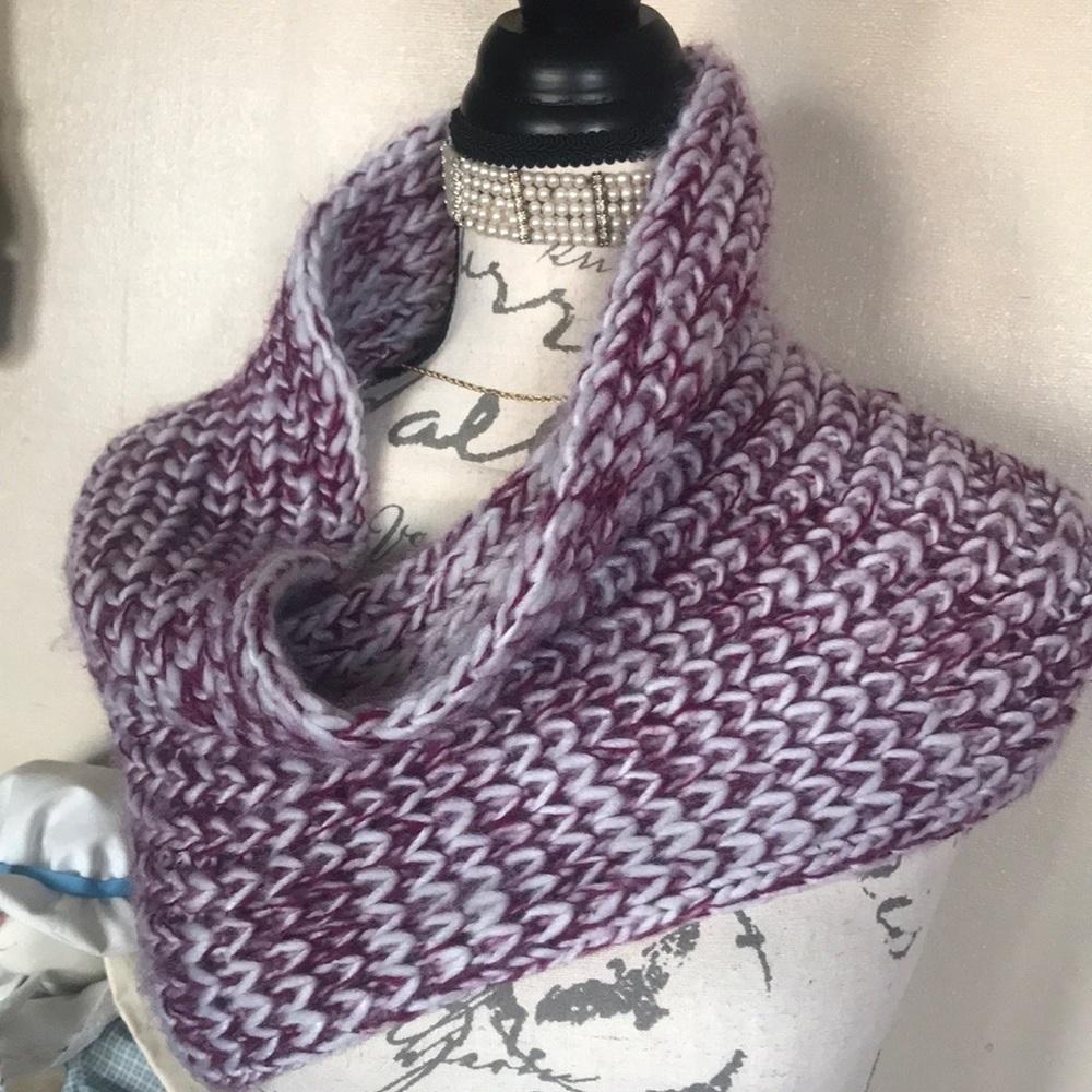 Chunky Knit Infinity Neck Pink Berry Scarf Warmer